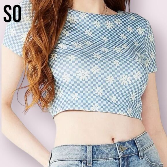Preowned SO Blue White Daisy Checkered RETRO Reversible Twist Crop Top - XS - Picture 4 of 7
